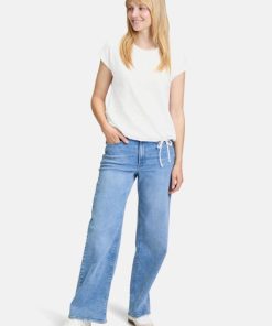 Clariamoore.shopca4dcb7300 2