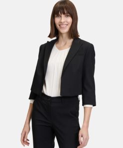 Clariamoore.shopd8bb495c02 1