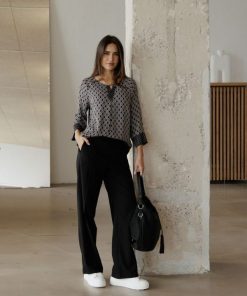 Clariamoore.shope0b570259e 1