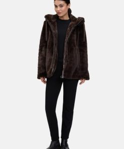 Clariamoore.shope38d1acae1 2