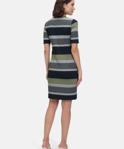 Clariamoore.shope4d9fd7e15 3