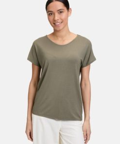 Clariamoore.shope5917f07ec 1