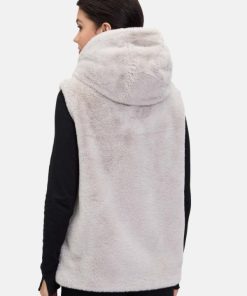 Clariamoore.shopea9892b6e4 3