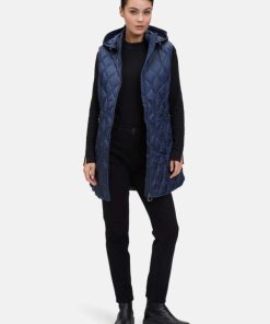 Clariamoore.shopee6cd2c6d9 2