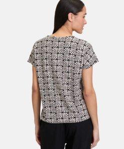 Clariamoore.shopf0c2dfbec3 3