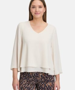 Clariamoore.shopf6a2c159a8 1