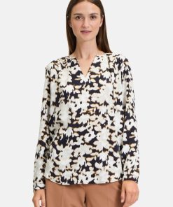 Clariamoore.shopfa349a086e 1