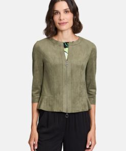 Clariamoore.shopfb97f94149 1